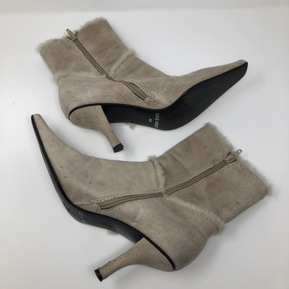 Nine West Suede Faux Fur Trim Cream Boots Size 8 - Picture 2 of 8